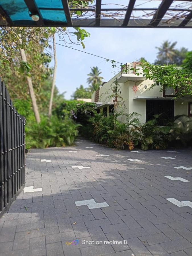 Appartement Leaf Garden Retreat à Varkala Extérieur photo